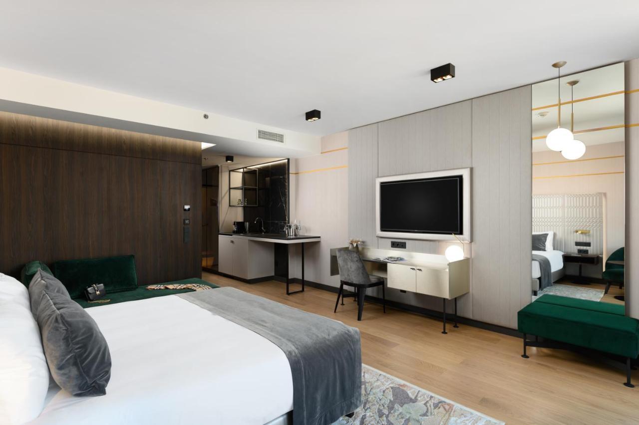 Emerald Downtown Luxury Suites With Hotel Services Budapesta Exterior foto